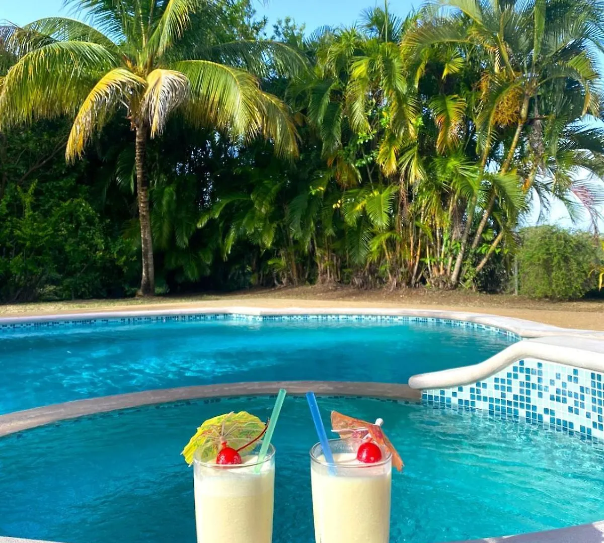 Casa Rojas Villa Bon Accord Village