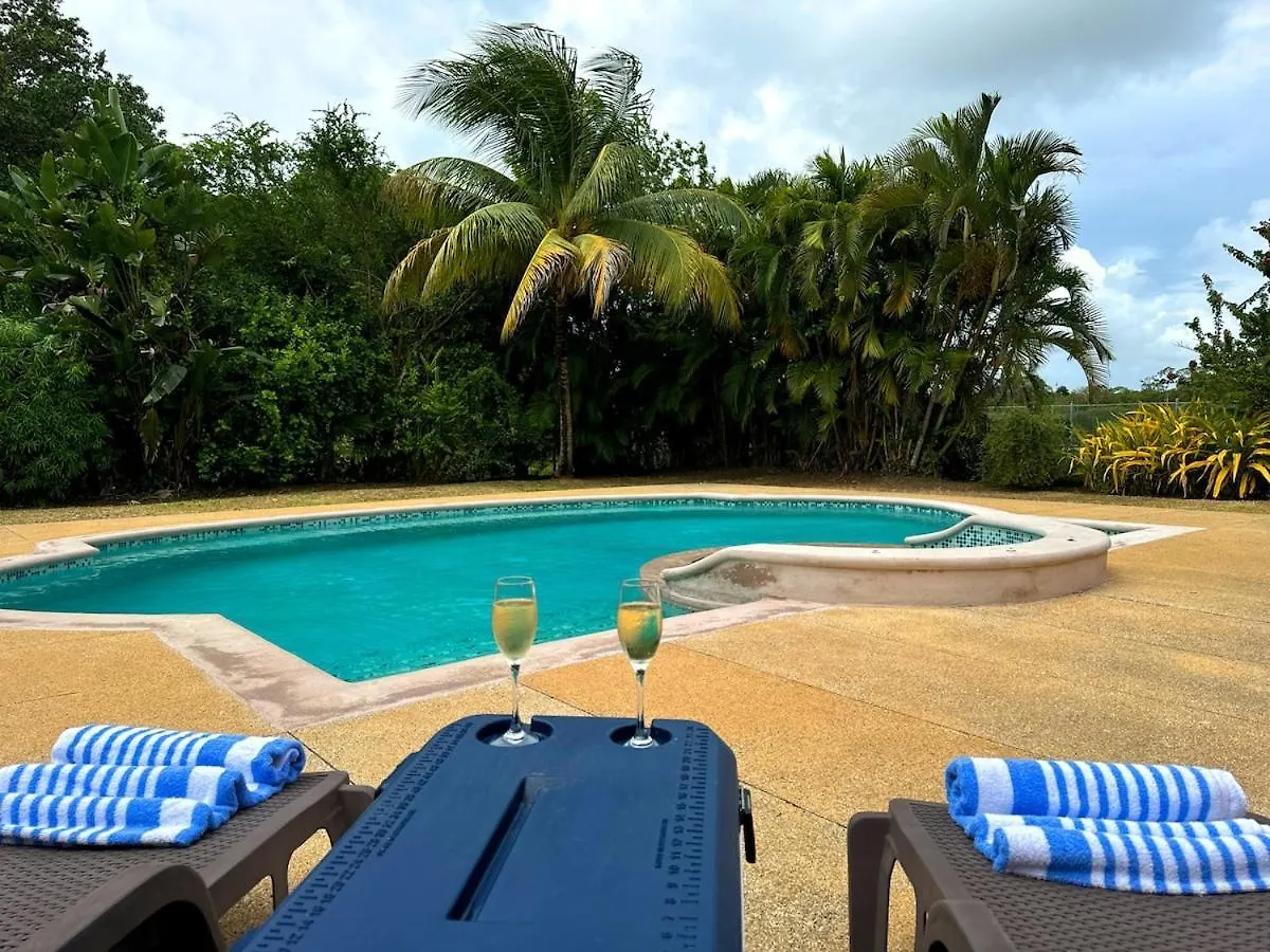 Casa Rojas Villa Bon Accord Village