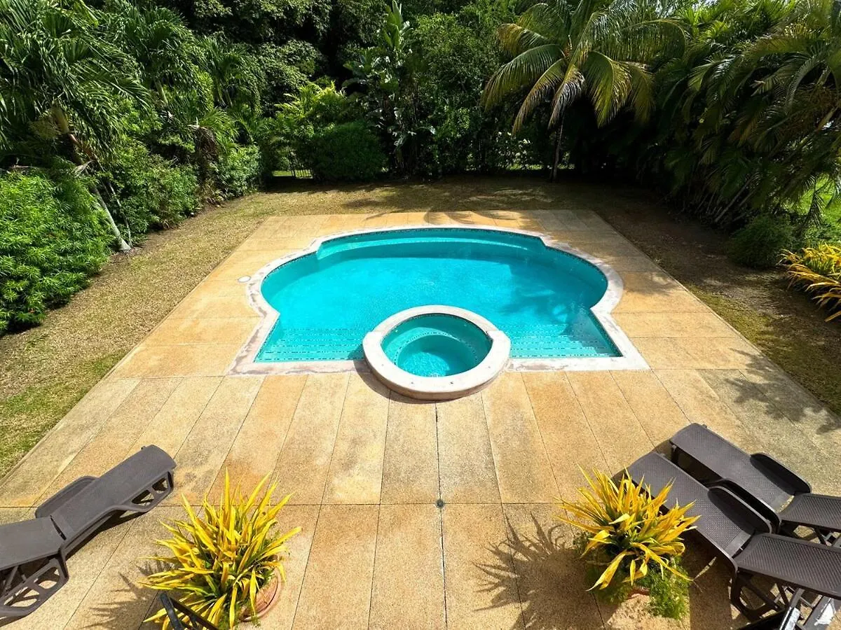 Casa Rojas Villa Bon Accord Village