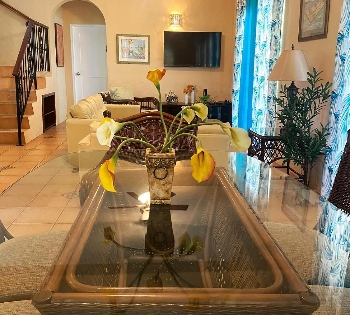 Casa Rojas Villa Bon Accord Village